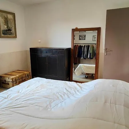With Pool In Roquebrune-sur Argens